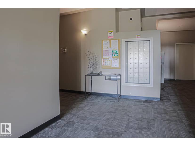 #101 10118 95 ST NW NW, Edmonton, photo 3