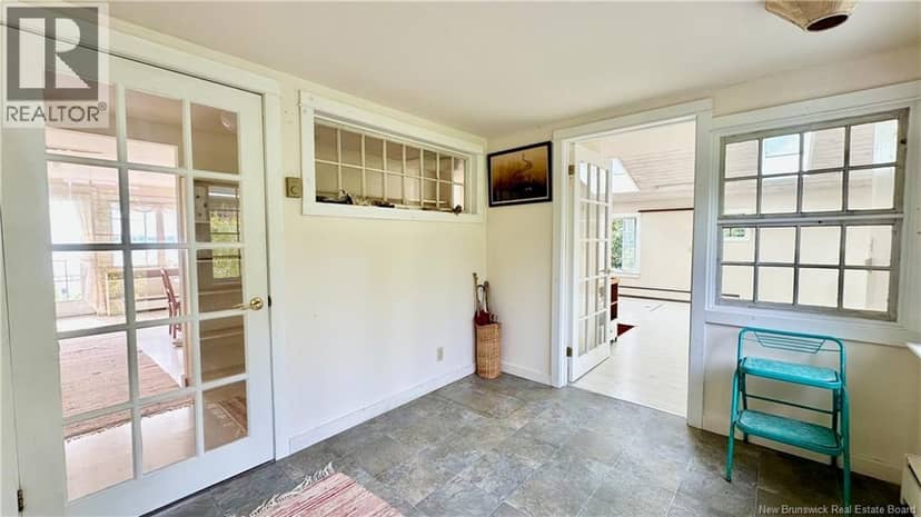55 Hutchins Road — photo 33 of 40