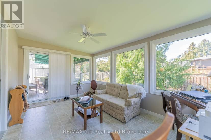 23 Armstrong Drive — photo 15 of 38