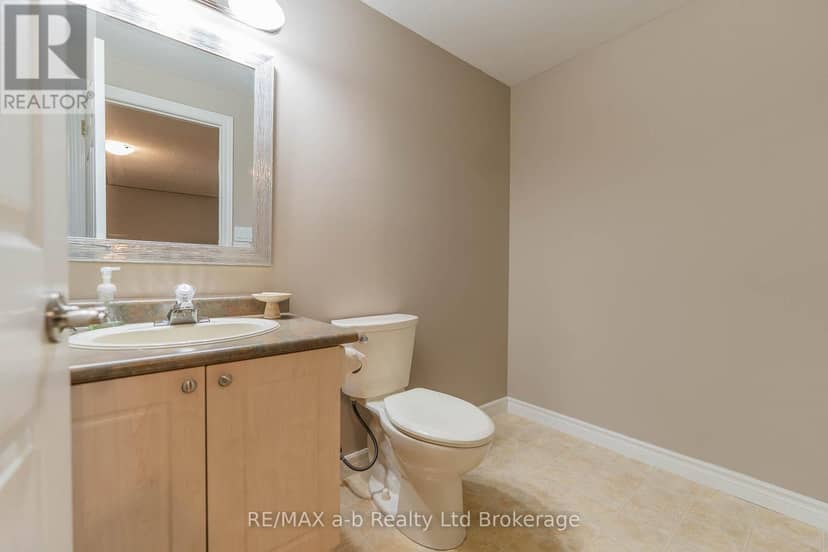 23 Armstrong Drive — photo 28 of 38