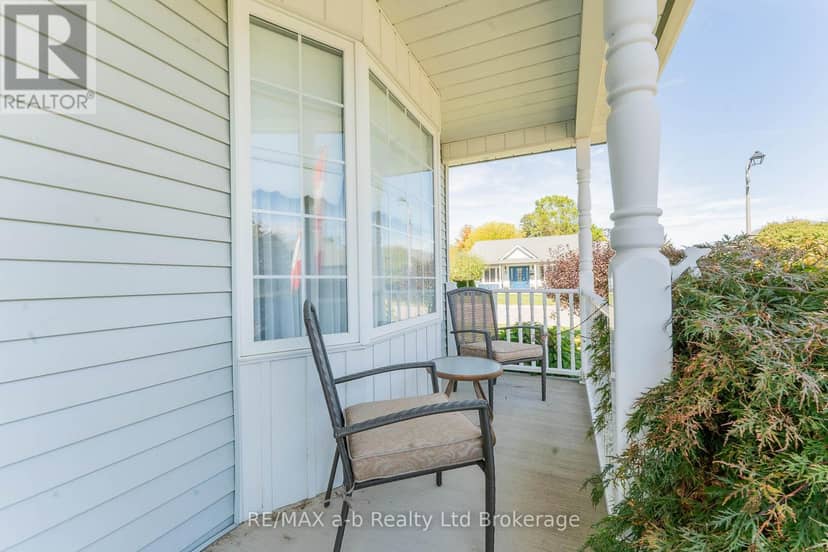 23 Armstrong Drive — photo 5 of 38