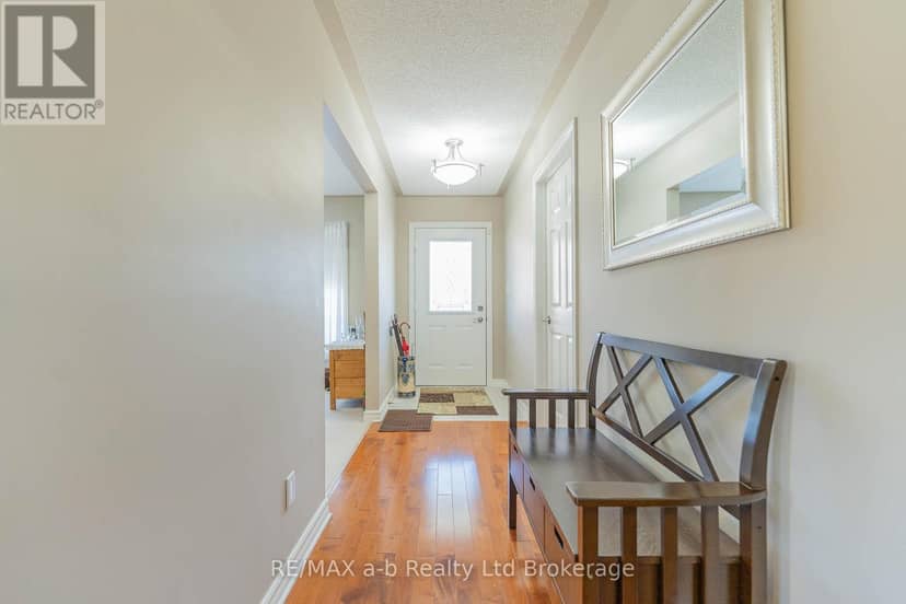 23 Armstrong Drive — photo 7 of 38