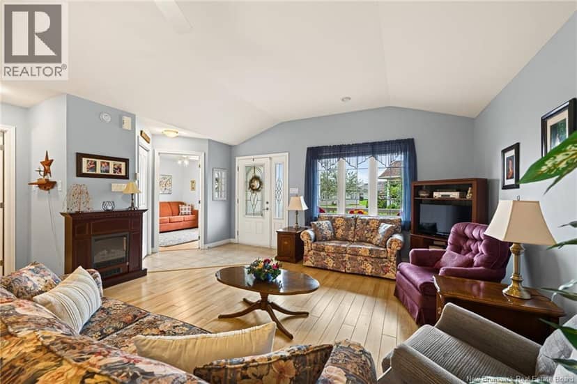 31 Adelie Lane — photo 11 of 40