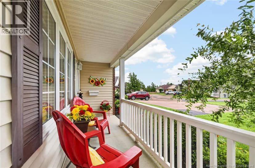 31 Adelie Lane — photo 4 of 40