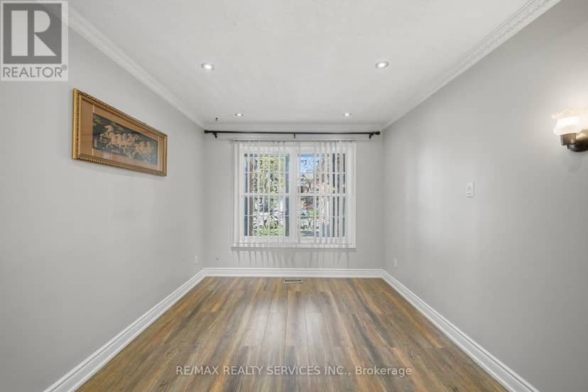 92 Tulip Drive — photo 12 of 40