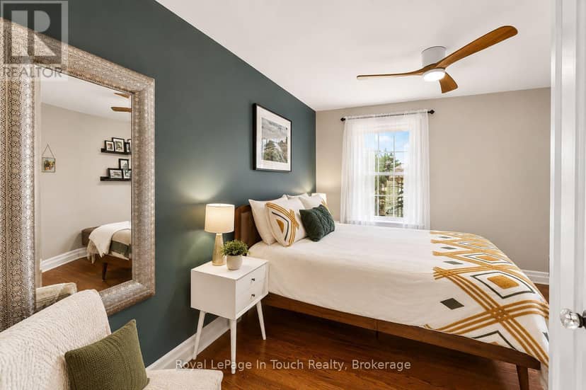400 Russell Street — photo 16 of 40