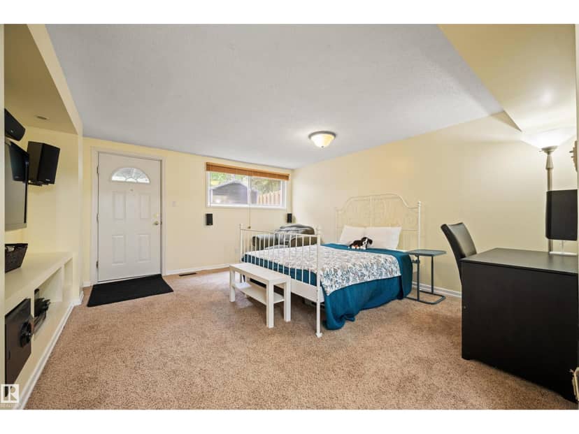 31 Royal RD NW — photo 21 of 37