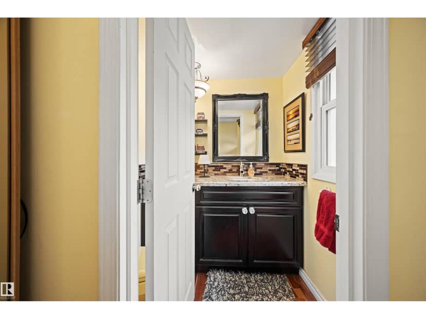 31 Royal RD NW — photo 10 of 37