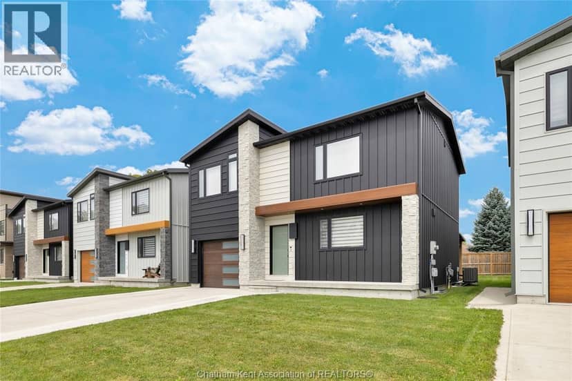71 Churchill Park ROAD — photo 3 of 39