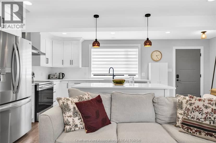 71 Churchill Park ROAD — photo 7 of 39