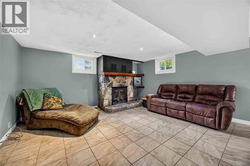 1108 ERROL ROAD East — photo 21 of 40