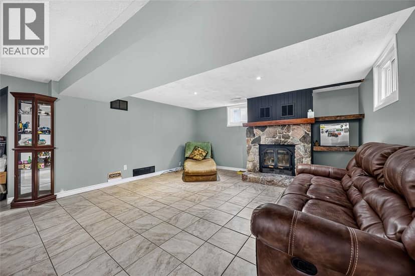 1108 ERROL ROAD East — photo 22 of 40