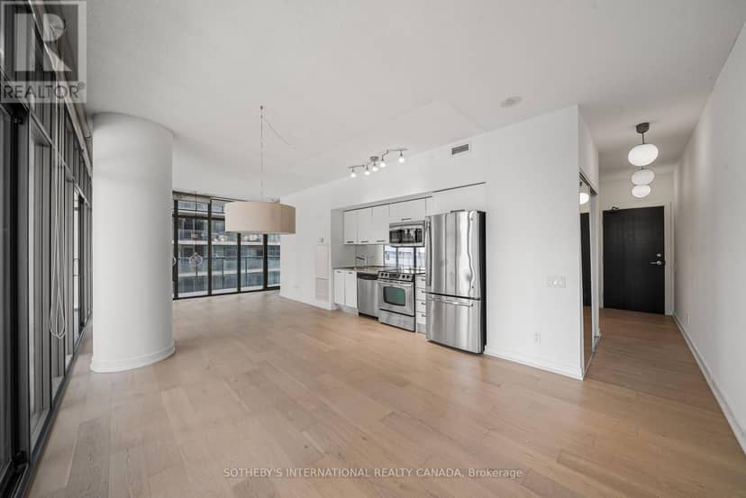 1611 - 33 Charles Street E — photo 4 of 40