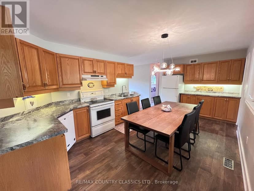 3952 Loop Road — photo 12 of 40