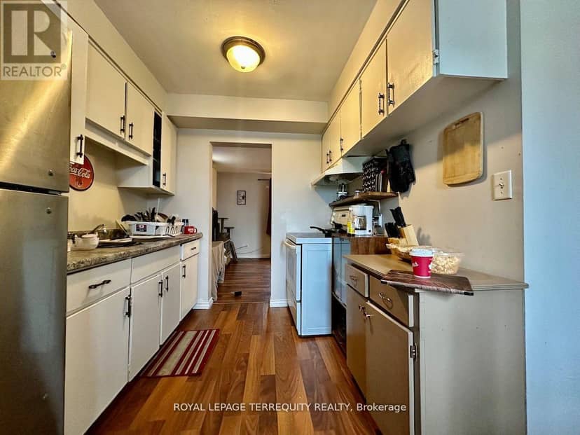 10 Orchard Place — photo 6 of 19