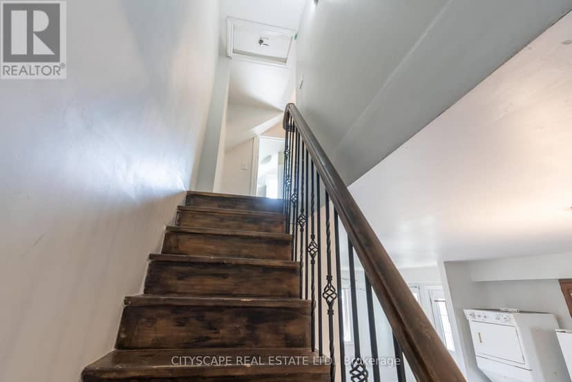 408 William Street — photo 25 of 32