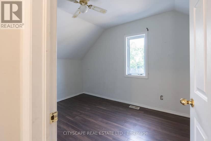 408 William Street — photo 27 of 32