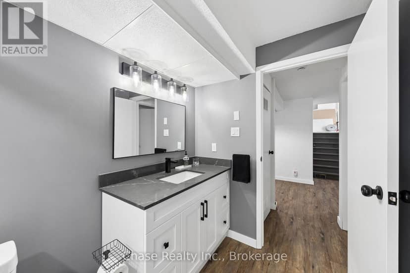 54 Edward Street — photo 30 of 40