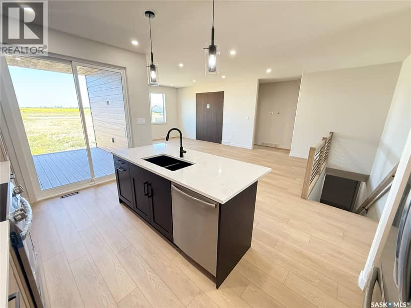 161 Delaet DRIVE — photo 13 of 37