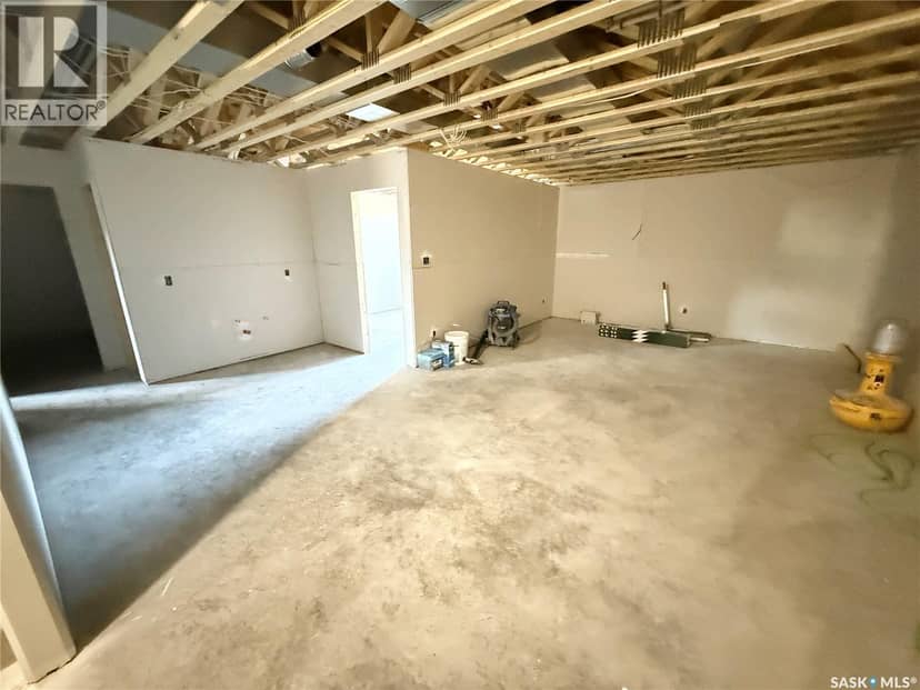 161 Delaet DRIVE — photo 27 of 37