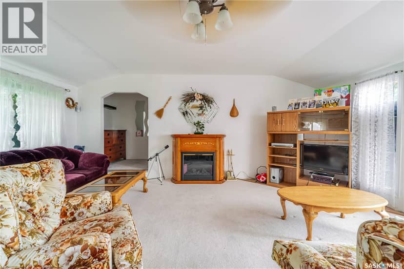 547 Douglas DRIVE — photo 14 of 26