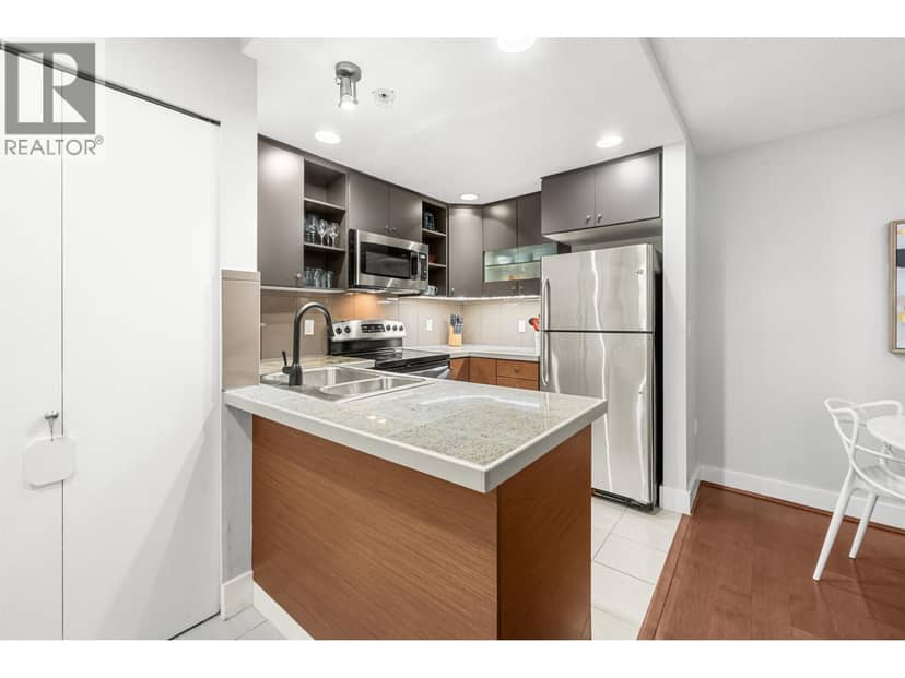 78 728 W 14TH STREET, North Vancouver, photo 5