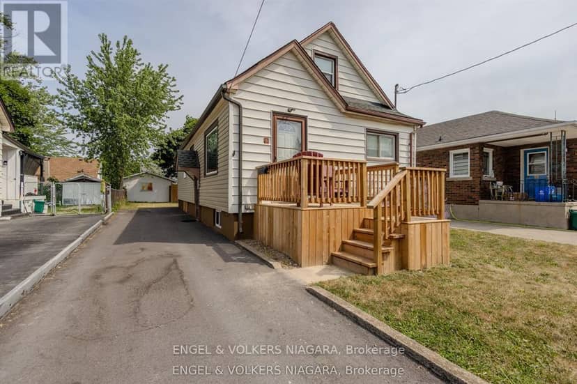 61 Hamilton Street — photo 1 of 40