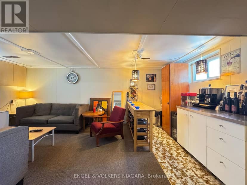61 Hamilton Street — photo 33 of 40