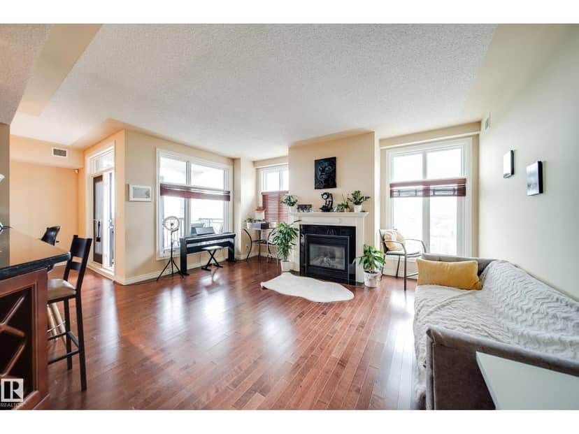 #1301 9020 Jasper Av NW, Edmonton, photo 2