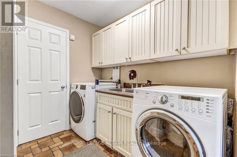 19 Oakley Road — photo 26 of 40