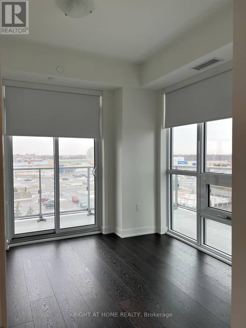Listing 30154834 — photo 12 of 15