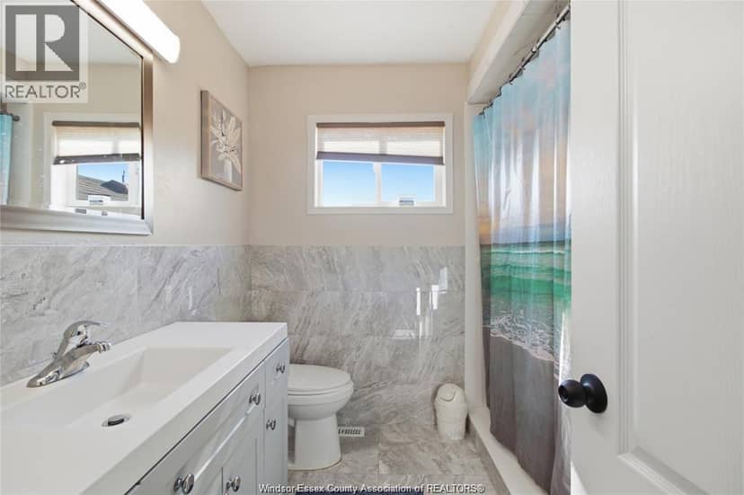 936 North Talbot Road — photo 18 of 33
