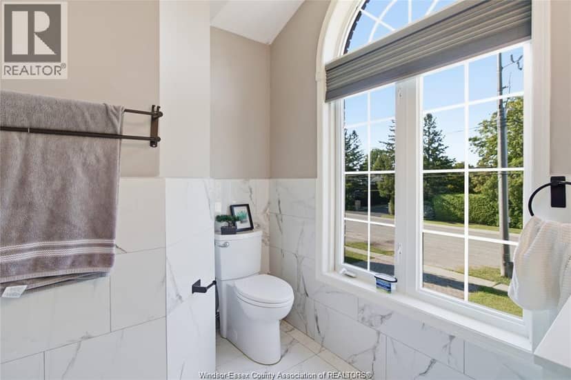 936 North Talbot Road — photo 21 of 33