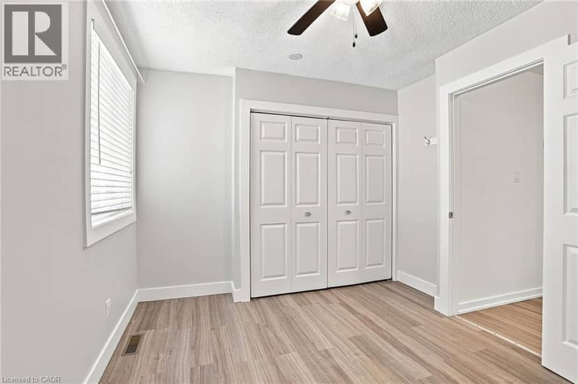 24 HILL Street — photo 26 of 40