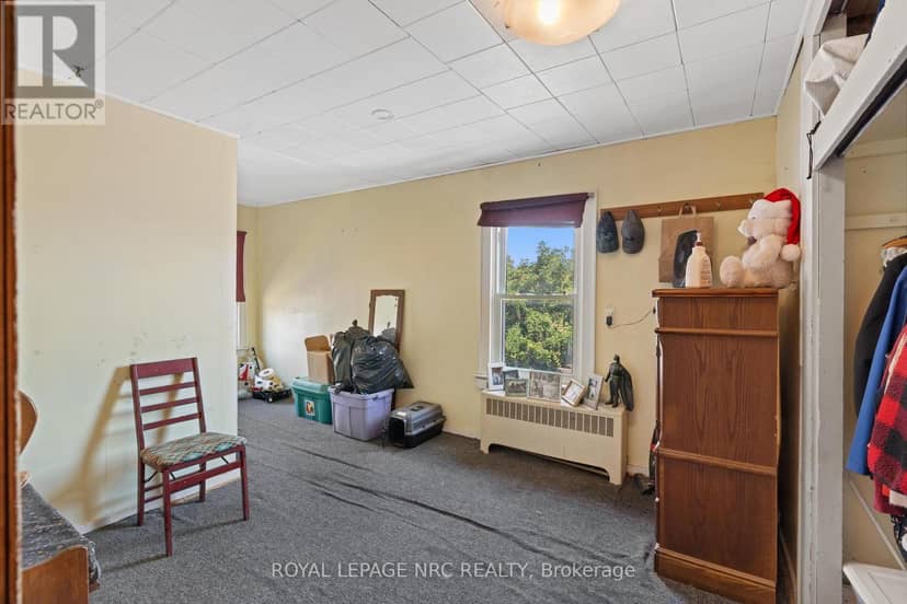1010 Arthur Street — photo 24 of 40
