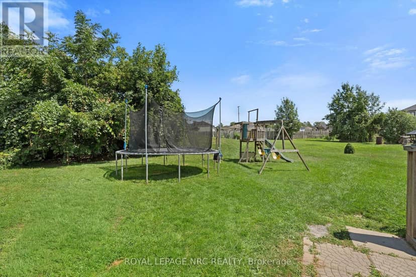1010 Arthur Street — photo 33 of 40