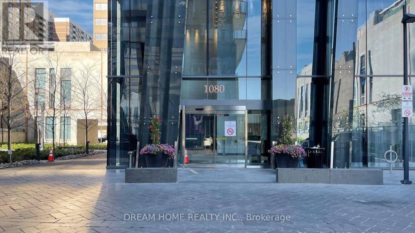 709 - 1080 Bay Street — photo 2 of 31