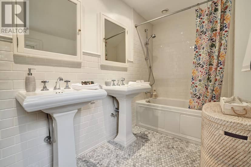406 Christina Drive — photo 26 of 40