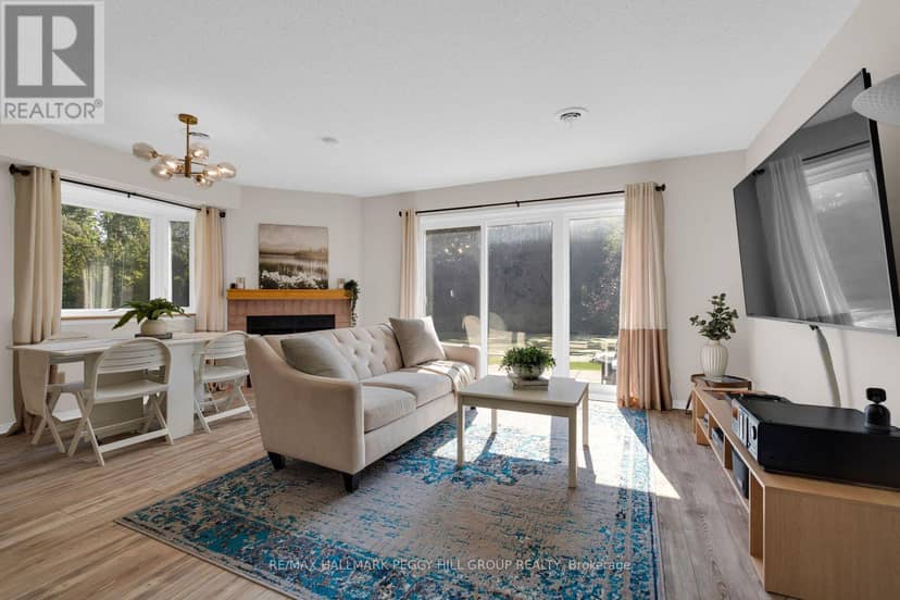 28 - 11 Laguna Parkway — photo 4 of 21