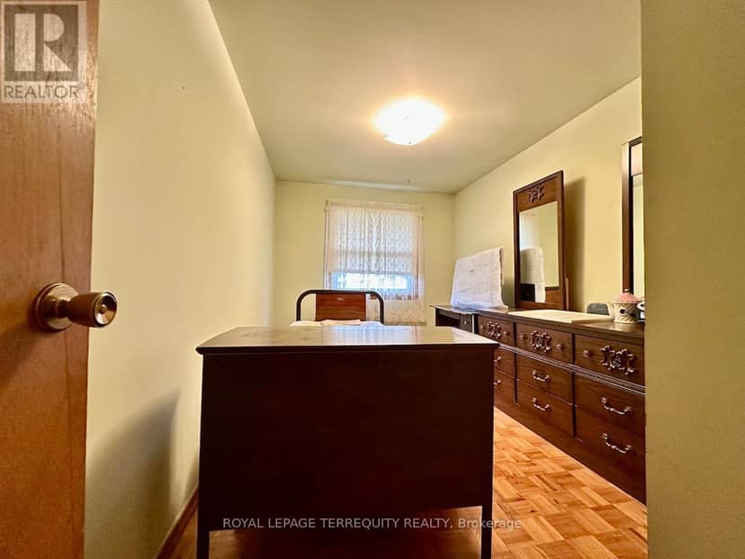10-16 Orchard Place — photo 14 of 23