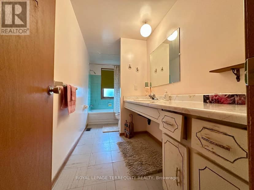35-41 Orchard Place — photo 13 of 23