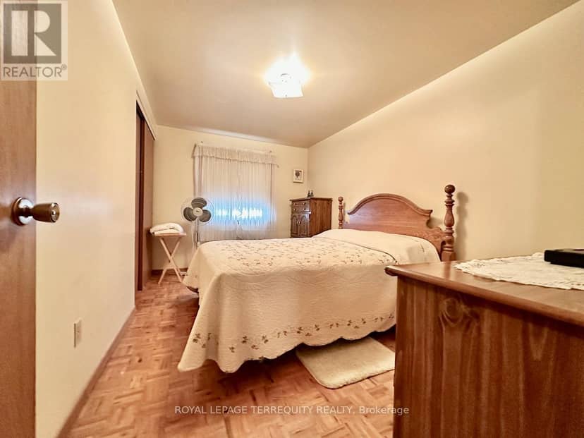 35-41 Orchard Place — photo 17 of 23