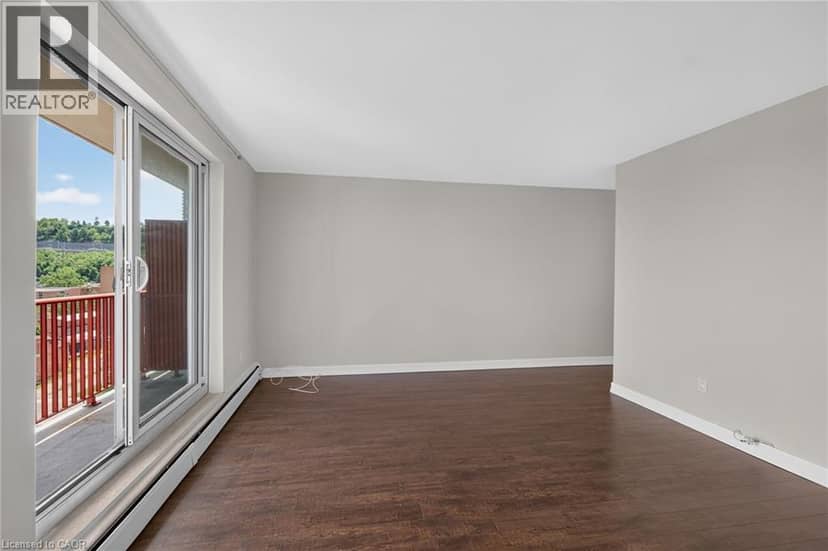 141 CATHARINE Street S Unit# 1004 — photo 7 of 28