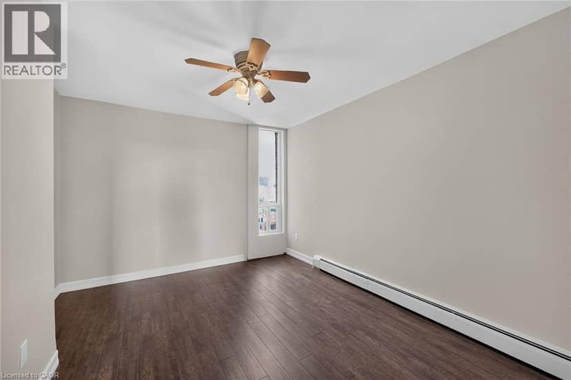 141 CATHARINE Street S Unit# 1004 — photo 14 of 28
