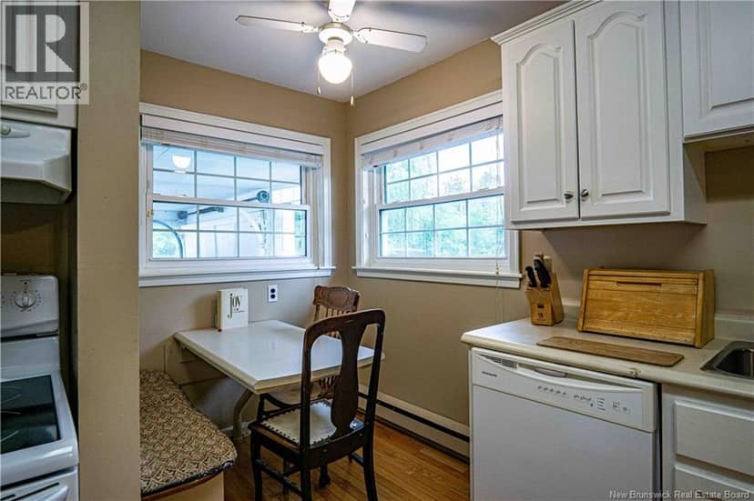 510 Gardiner Street — photo 16 of 40