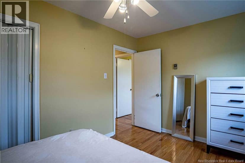 510 Gardiner Street — photo 21 of 40