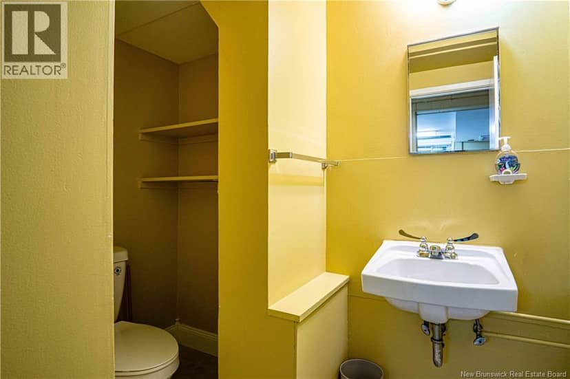 510 Gardiner Street — photo 36 of 40