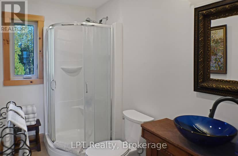 315 Shoreline Avenue — photo 29 of 40