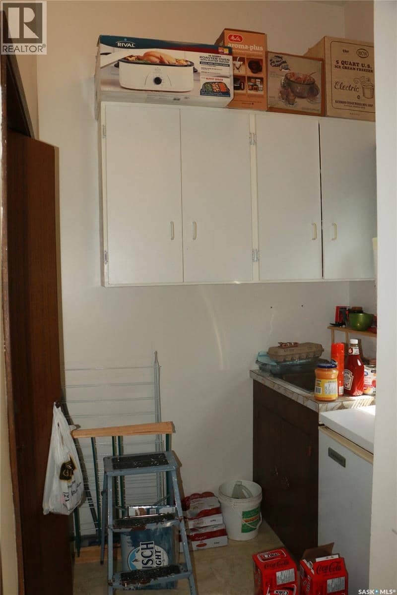 304 Rosher STREET — photo 10 of 19