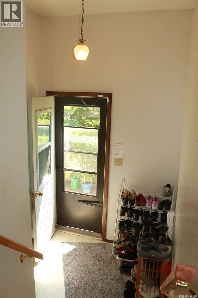 304 Rosher STREET — photo 9 of 19